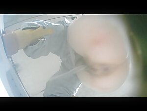 9月最新流出魔手 外购 极品厕拍《前景后景》偷拍 (酒吧美女）猴急客人操整在尿尿的姐姐嘴鸡巴硬了再操逼