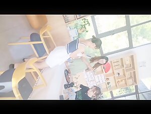 十一月精品厕拍 大神图书馆偶遇三个看书的妹子三个妹子轮流上厕所果断抓住机会三杀