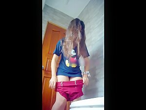 旅游区女厕全景偷拍22位美女少妇 各种极品美鲍鱼