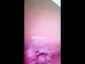 写字楼女厕所近距离贴B拍 8位美女职员各种极品鲍鱼